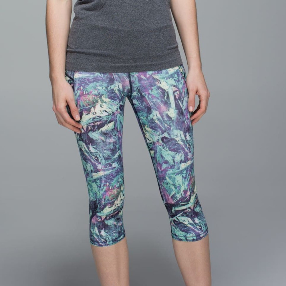 Lululemon Run Top Speed Crop in Iridescent Multi 4 $88